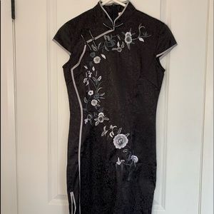 Chinese Oriental Cheongsam Dress